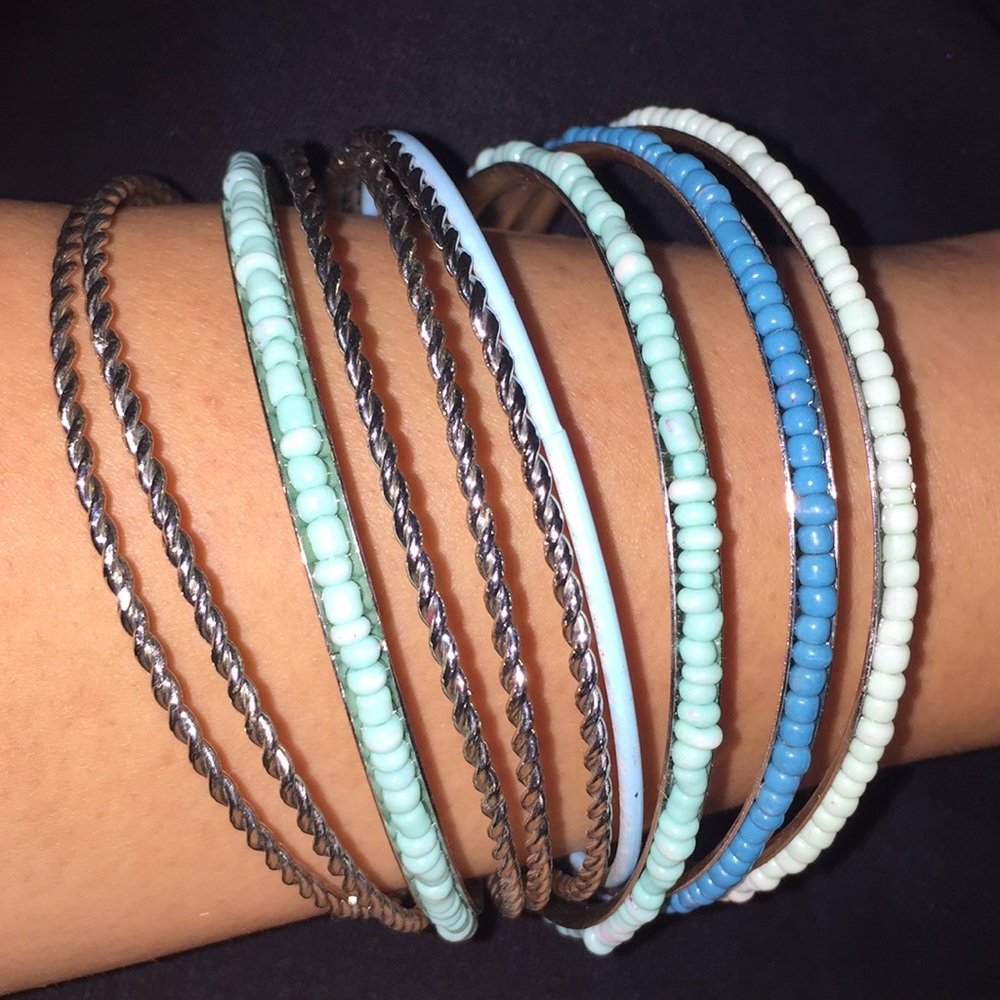 🔥⚡️Set Of Ten Bracelets ✨💥